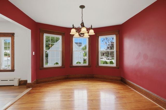 4 Drummond Avenue, Worcester, MA 01605