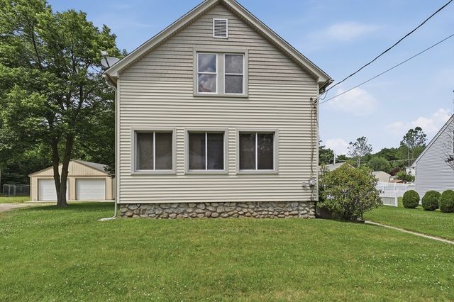 4 Drummond Avenue, Worcester, MA 01605