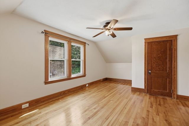 4 Drummond Avenue, Worcester, MA 01605