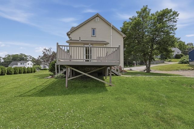 4 Drummond Avenue, Worcester, MA 01605