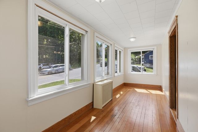 4 Drummond Avenue, Worcester, MA 01605