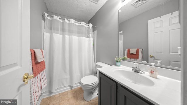 9016 EXECUTIVE CLUB DR, Delmar, MD 21875