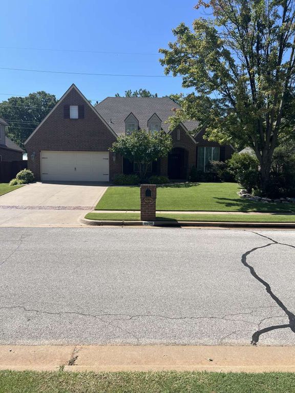 8606 E 110th Court, Tulsa, OK 74133