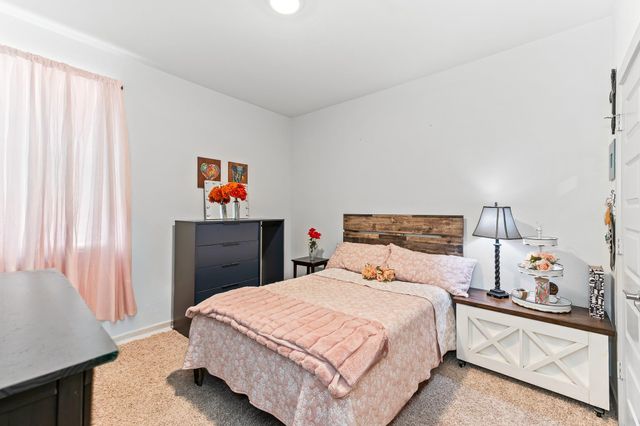 204 Florenz LN, Georgetown, TX 78628