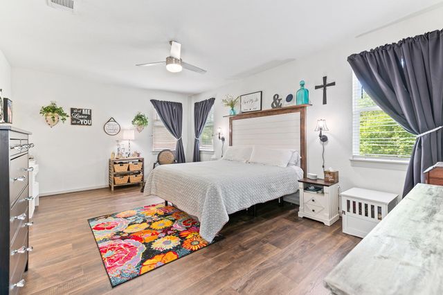 204 Florenz LN, Georgetown, TX 78628