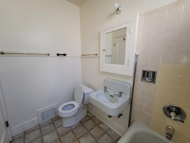 1901 Parker St 3, Berkeley, CA 94704