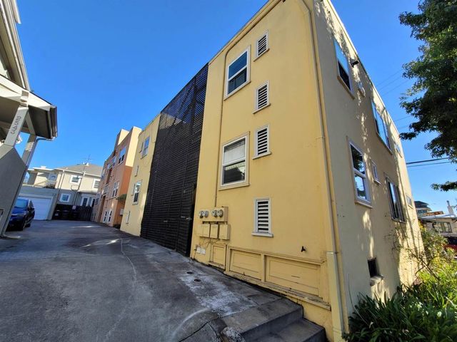 1901 Parker St 3, Berkeley, CA 94704
