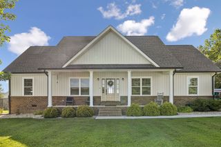 14 Avery Ct, Manchester, TN 37355