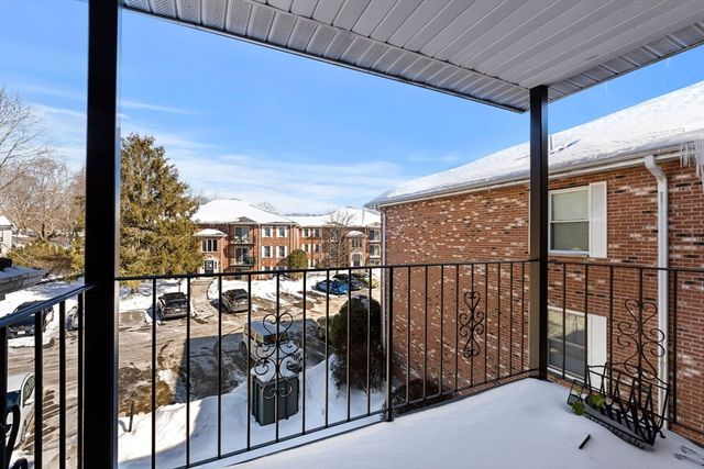 354 Neponset St M, Canton, MA 02021