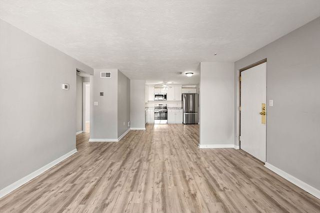 354 Neponset St M, Canton, MA 02021