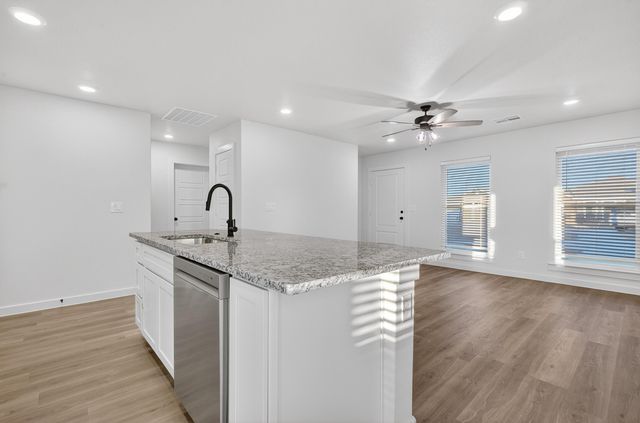 1601 N Clinton Avenue, Lubbock, TX 79416