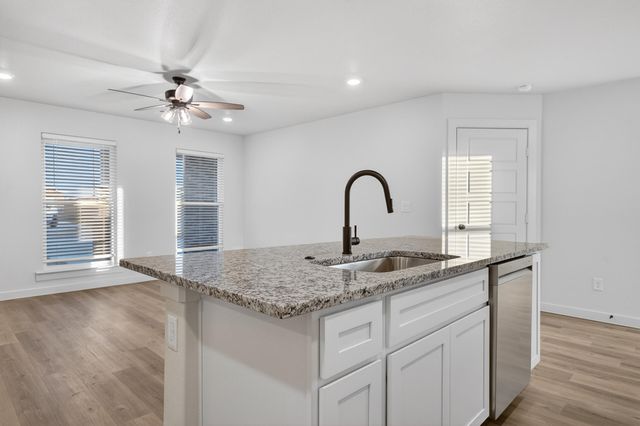 1601 N Clinton Avenue, Lubbock, TX 79416