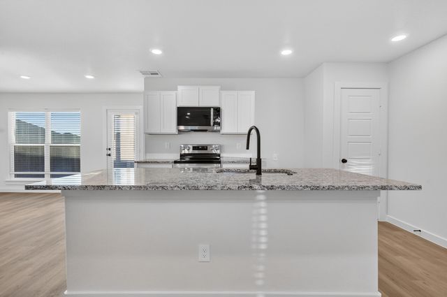 1601 N Clinton Avenue, Lubbock, TX 79416