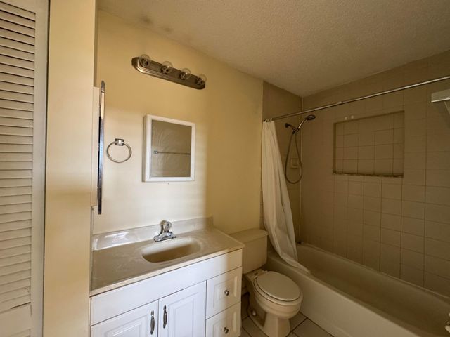 364 16th Street SW, Vero Beach, FL 32962