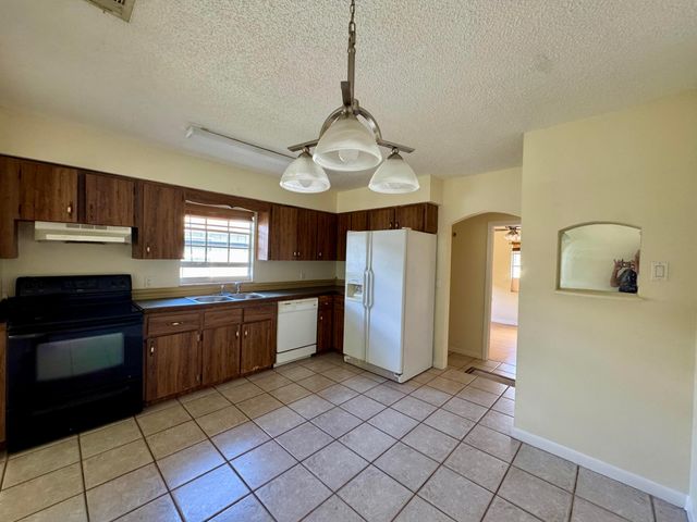 364 16th Street SW, Vero Beach, FL 32962