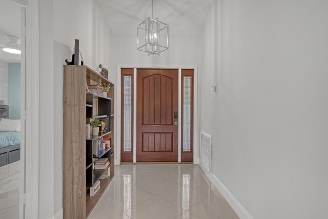 5770 Aspen Ridge Circle, Delray Beach, FL 33484