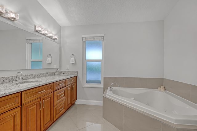 5770 Aspen Ridge Circle, Delray Beach, FL 33484