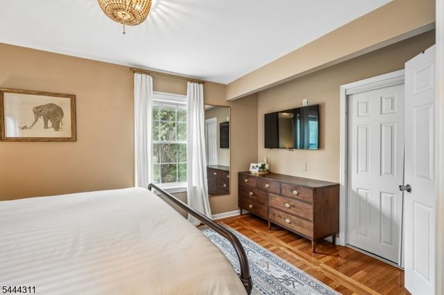 80 Briarwood Drive West, Berkeley Heights Twp., NJ 07922