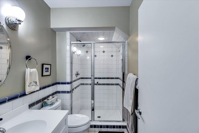 100 The Paddock Cir, Mashpee, MA 02649