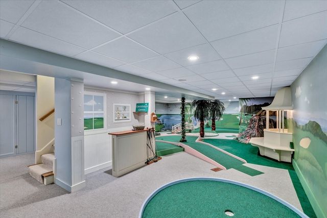 100 The Paddock Cir, Mashpee, MA 02649