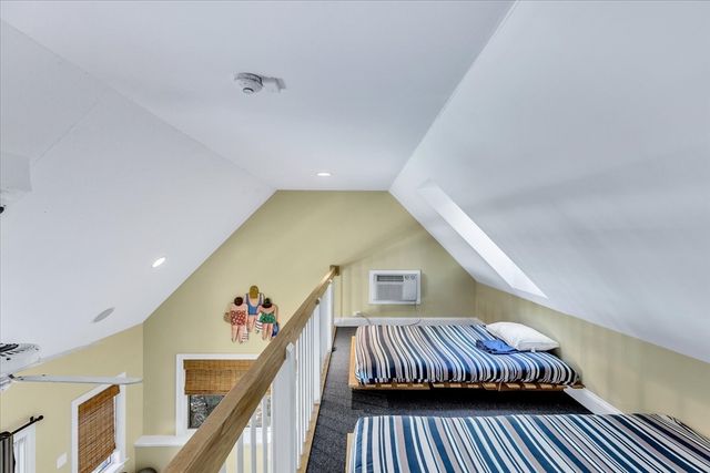 100 The Paddock Cir, Mashpee, MA 02649