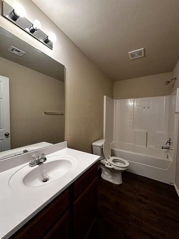 13228 Bridgewater Drive, Piedmont, OK 73078