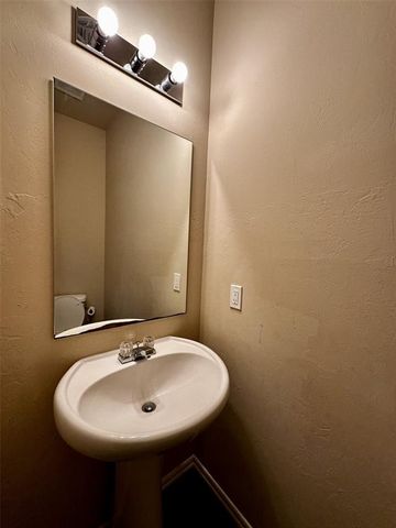 13228 Bridgewater Drive, Piedmont, OK 73078