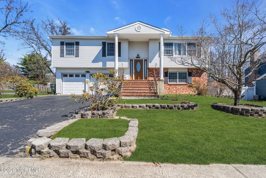 50 Virginia Drive, Howell, NJ 07731