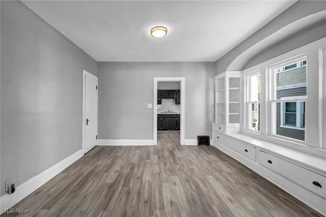 1854 Grantham Road, Cleveland, OH 44112