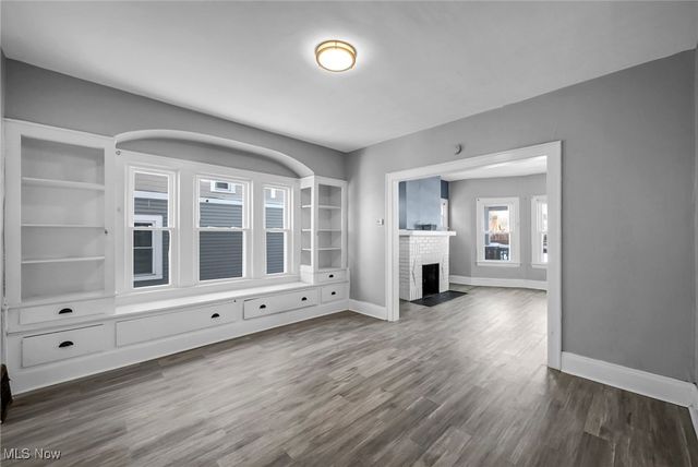 1854 Grantham Road, Cleveland, OH 44112