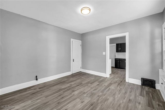 1854 Grantham Road, Cleveland, OH 44112