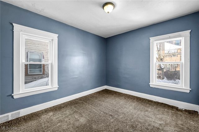 1854 Grantham Road, Cleveland, OH 44112