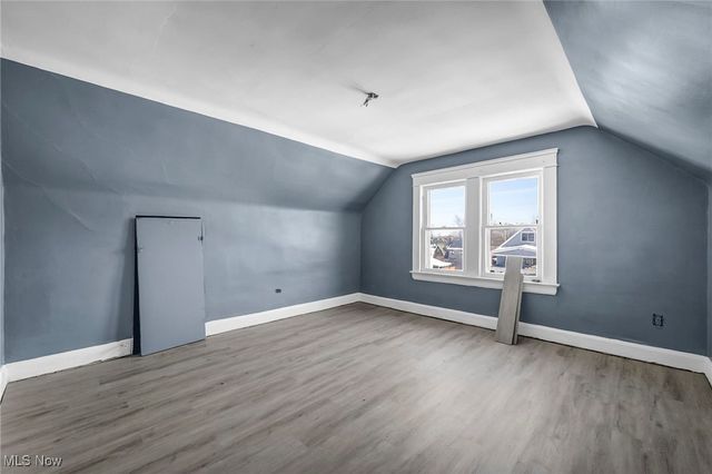 1854 Grantham Road, Cleveland, OH 44112