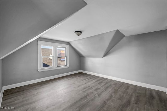 1854 Grantham Road, Cleveland, OH 44112