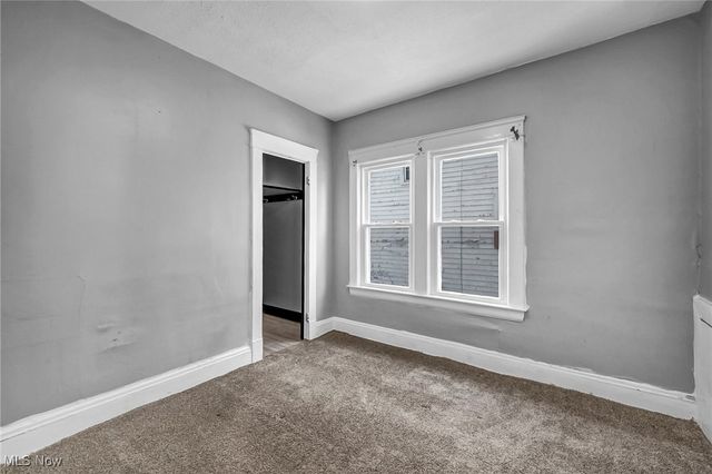 1854 Grantham Road, Cleveland, OH 44112