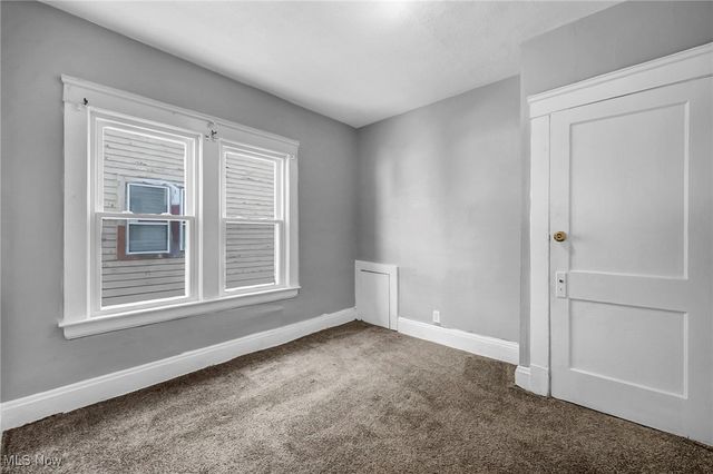 1854 Grantham Road, Cleveland, OH 44112