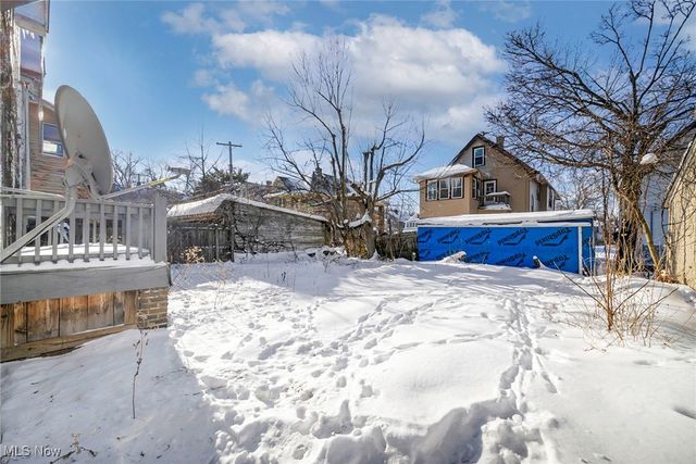 1854 Grantham Road, Cleveland, OH 44112