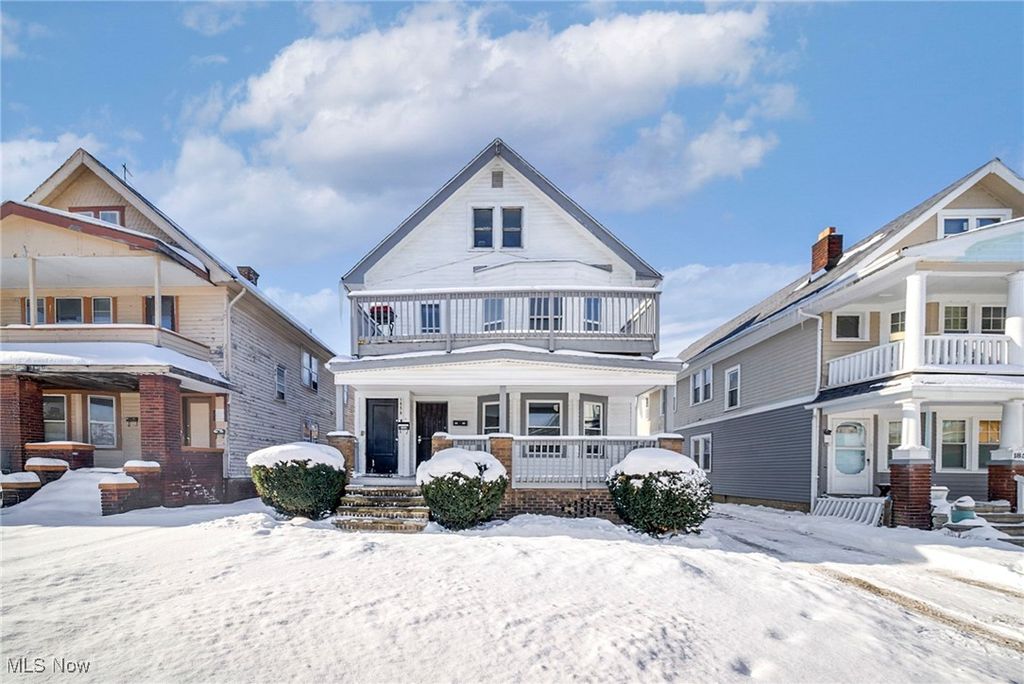 1854 Grantham Road, Cleveland, OH 44112