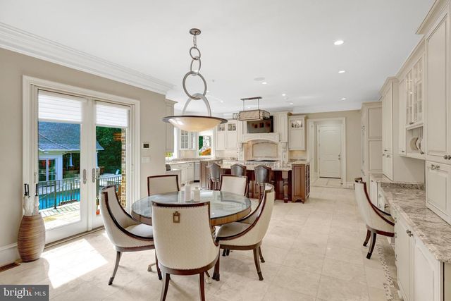 1239 DALEVIEW DR, Mclean, VA 22102