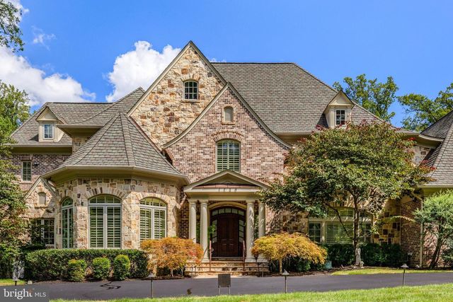 1239 DALEVIEW DR, Mclean, VA 22102