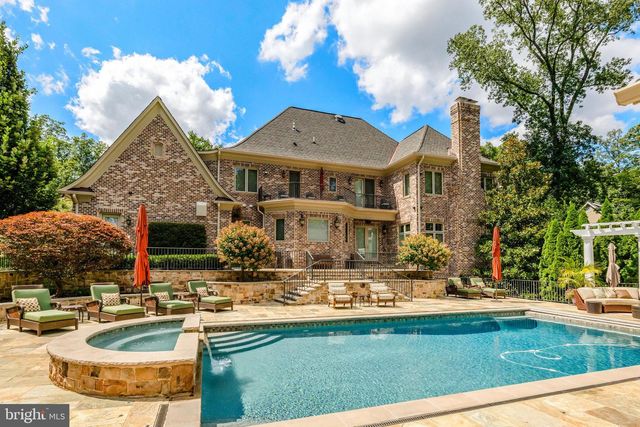 1239 DALEVIEW DR, Mclean, VA 22102