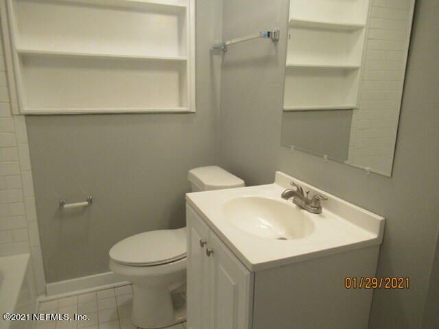 6123 AUTLAN Drive, Jacksonville, FL 32210