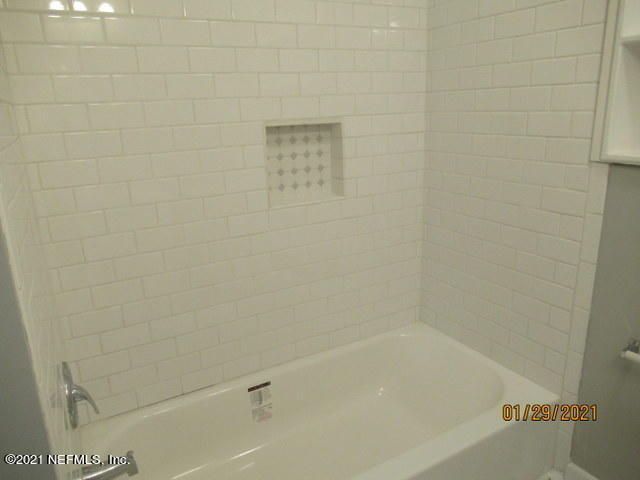 6123 AUTLAN Drive, Jacksonville, FL 32210