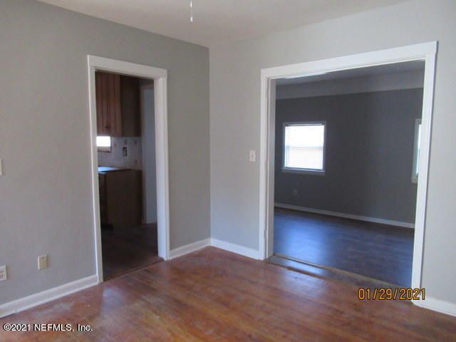 6123 AUTLAN Drive, Jacksonville, FL 32210