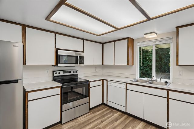 241 Mackenzie Drive, Camano Island, WA 98282