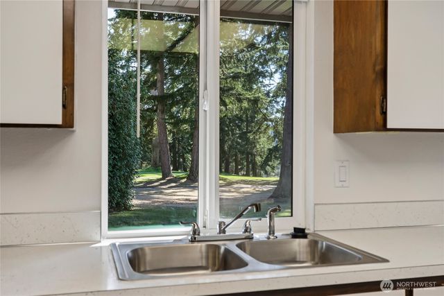 241 Mackenzie Drive, Camano Island, WA 98282