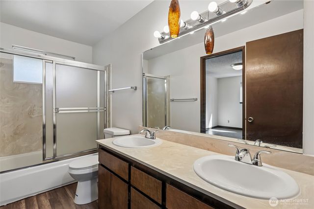 241 Mackenzie Drive, Camano Island, WA 98282