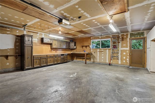 241 Mackenzie Drive, Camano Island, WA 98282