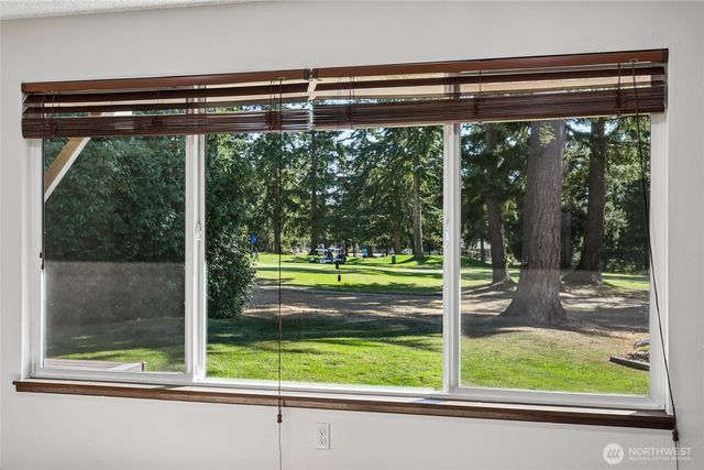 241 Mackenzie Drive, Camano Island, WA 98282
