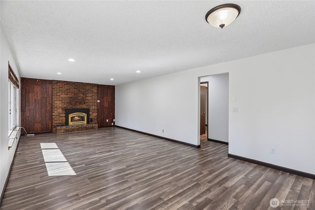 241 Mackenzie Drive, Camano Island, WA 98282